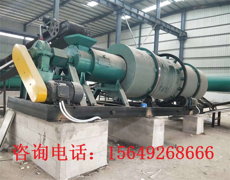 л豸