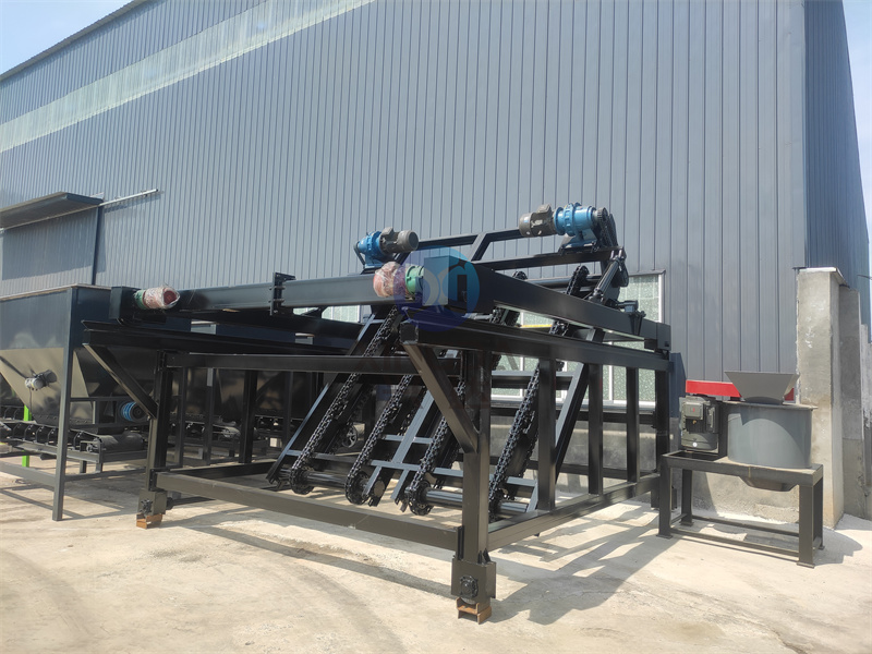 有机肥大跨度链板翻抛机的设备性能特点