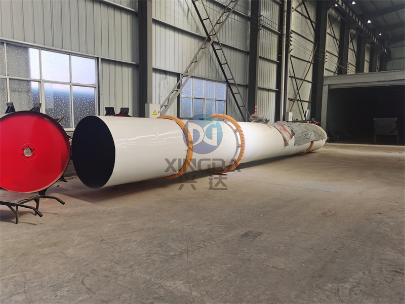 �л����ϼӹ�����豸�����Ͳʽ��ɻ��Ľṹԭ��