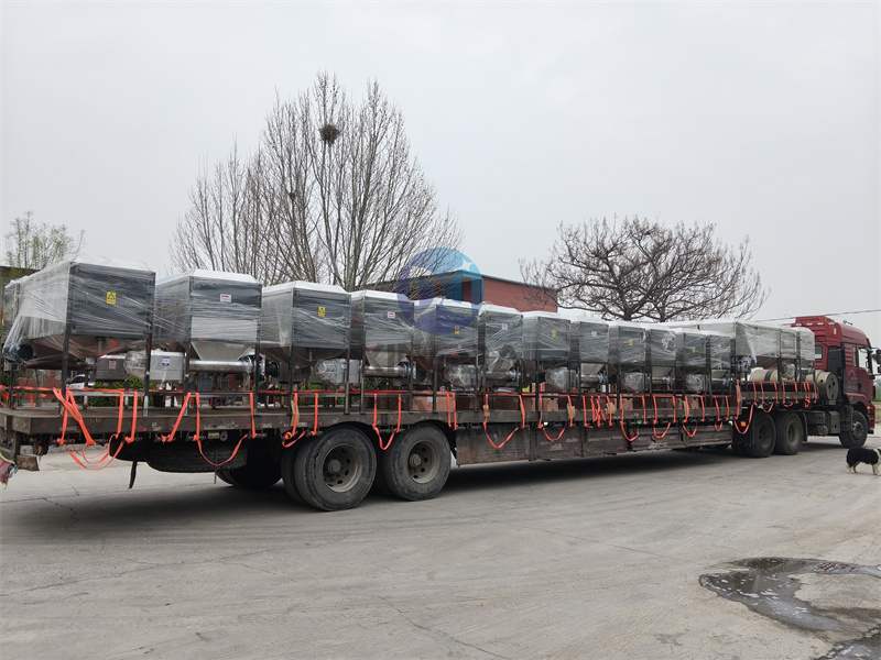 20̨�л����豸��Һ����